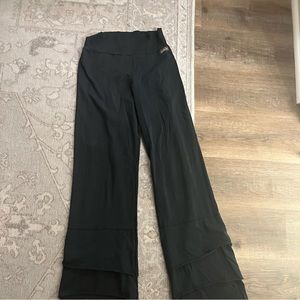 Black ruffle leg pants